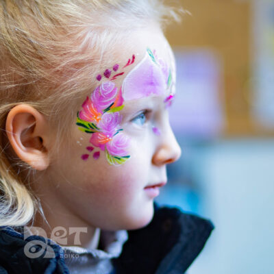 Flowers face painting by Anna Boiko